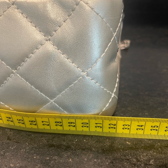 ⭐️ CHANEL ⭐️ jumbo flap bag. - Picture 15 of 16